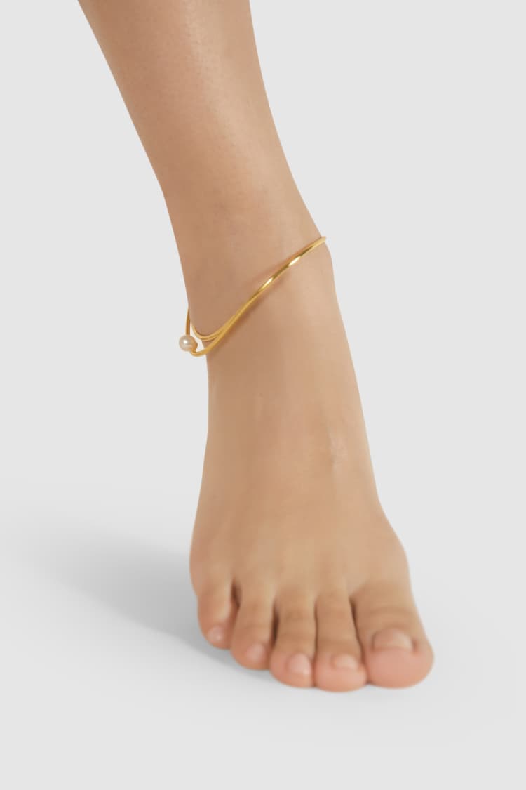 Cavigliera in oro con perle