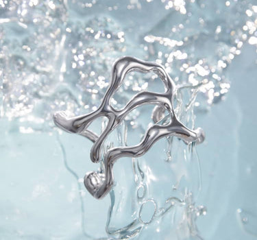 brazalete asimétrico audaz de plata