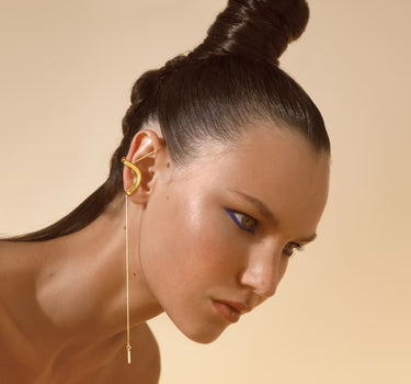 Ear cuff único de oro