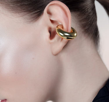 Breiter Ear Cuff aus Gold