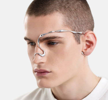 gioiello facciale a forma organica in argento