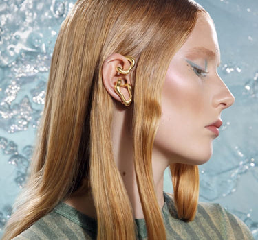 earcuff organique enveloppant en or