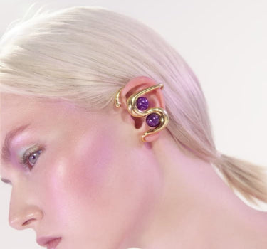 Goldener Ear Cuff mit Amethyst