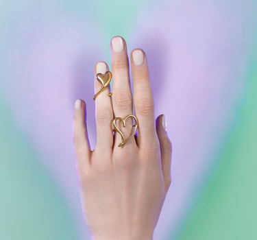 Anillo Love de corazón abierto en oro
