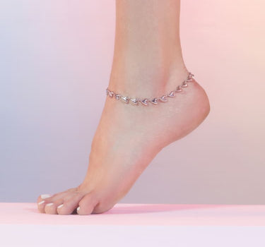 Cavigliera in argento con cuori