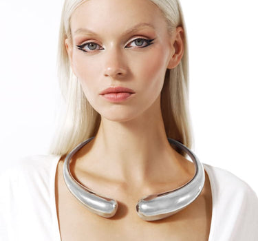 torque large necklace in silver