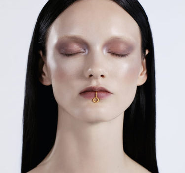 Lip cuff arrotondato in oro