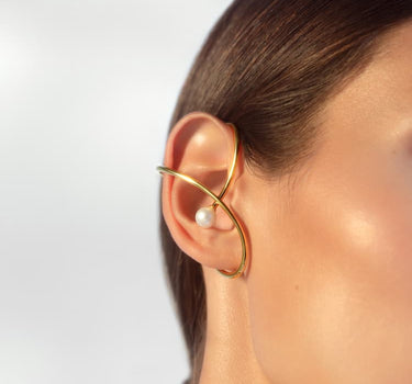 Ear Cuff aus Gold mit Perle