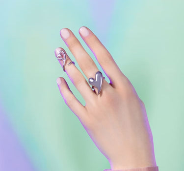 Anillo de amor de plata en forma de corazón