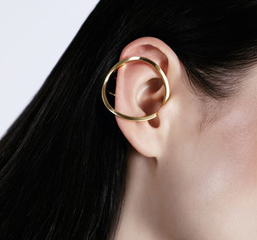 perfect round ear cuff in gold