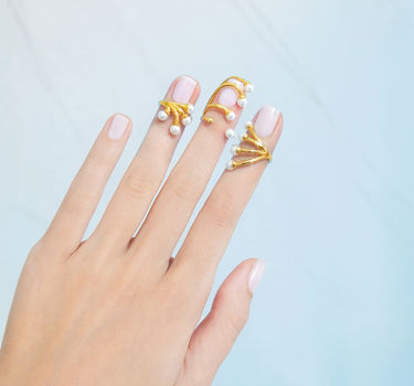 Set di anelli per unghie con mini perle