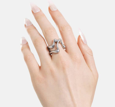 anillo escultórico de plata