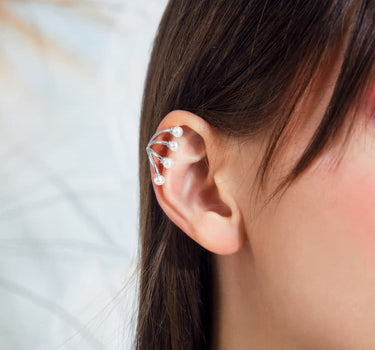 Ear cuff tiara in argento con perle