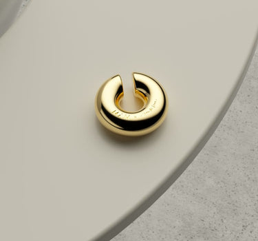 Breiter Ear Cuff aus Gold